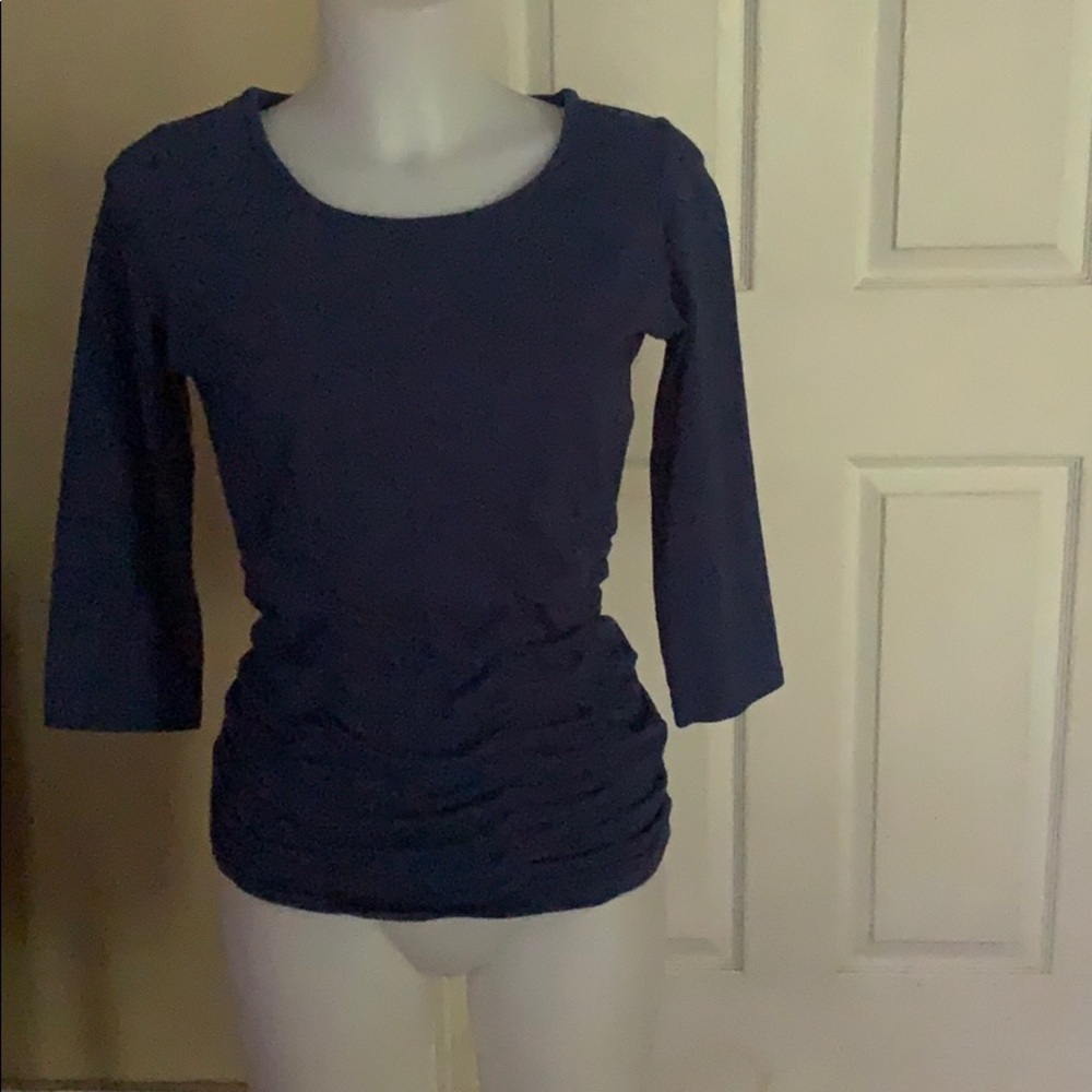 Women’s stretchy blue top